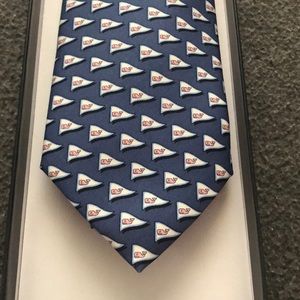 Vineyard Vines tie